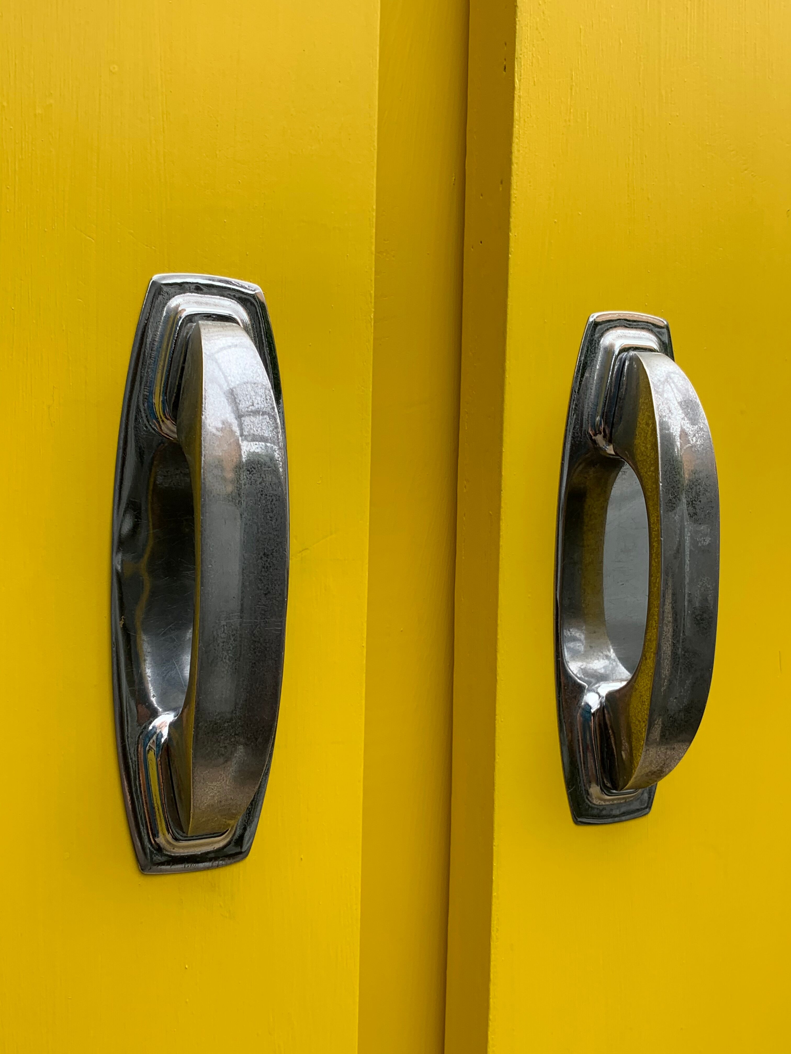 Yellow Parisian wardrobe