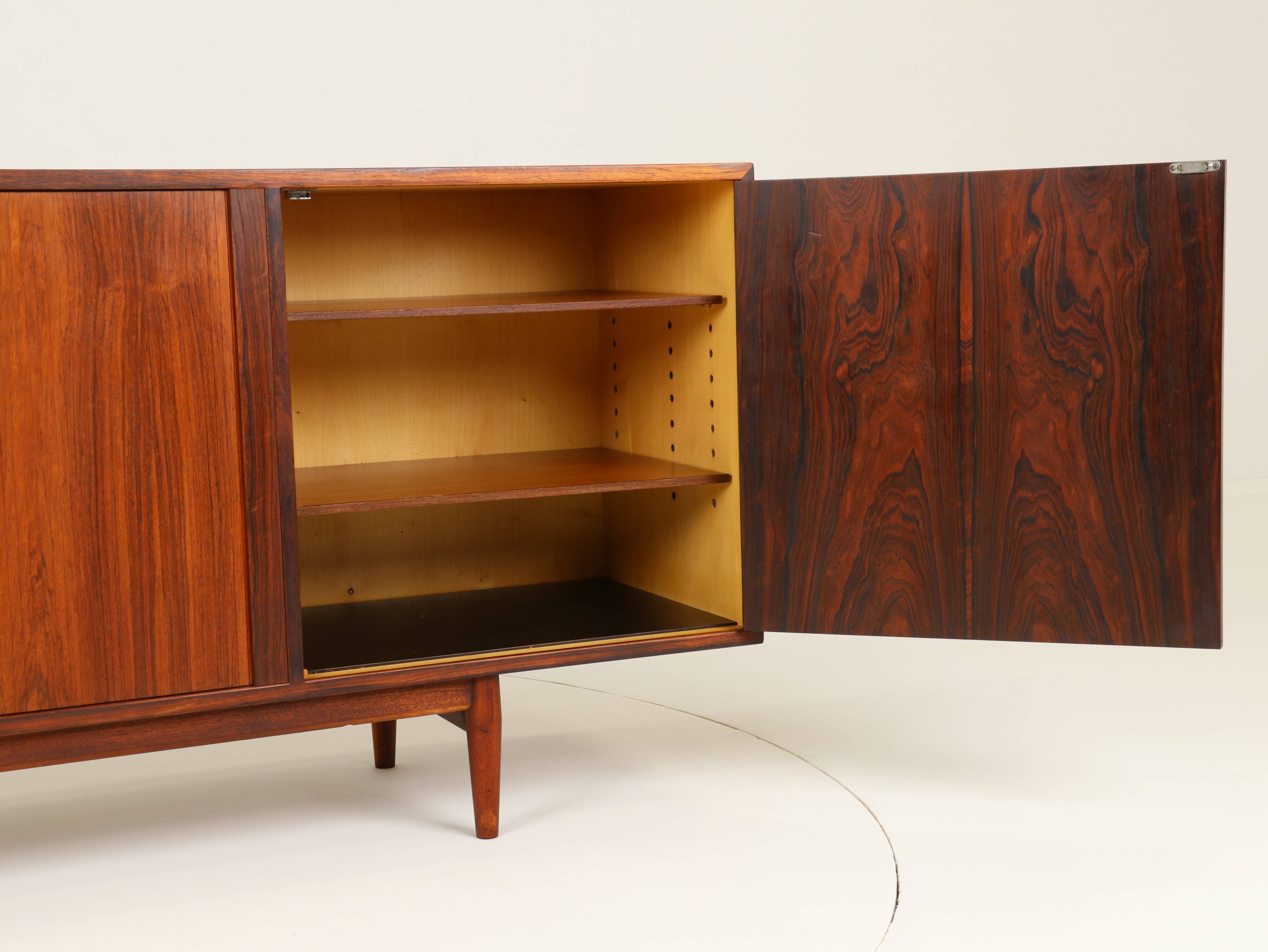 Buffet en palissandre, modèle 37 OS, conçu par Arne Vodder pour Sibast Furniture, Danemark 1960