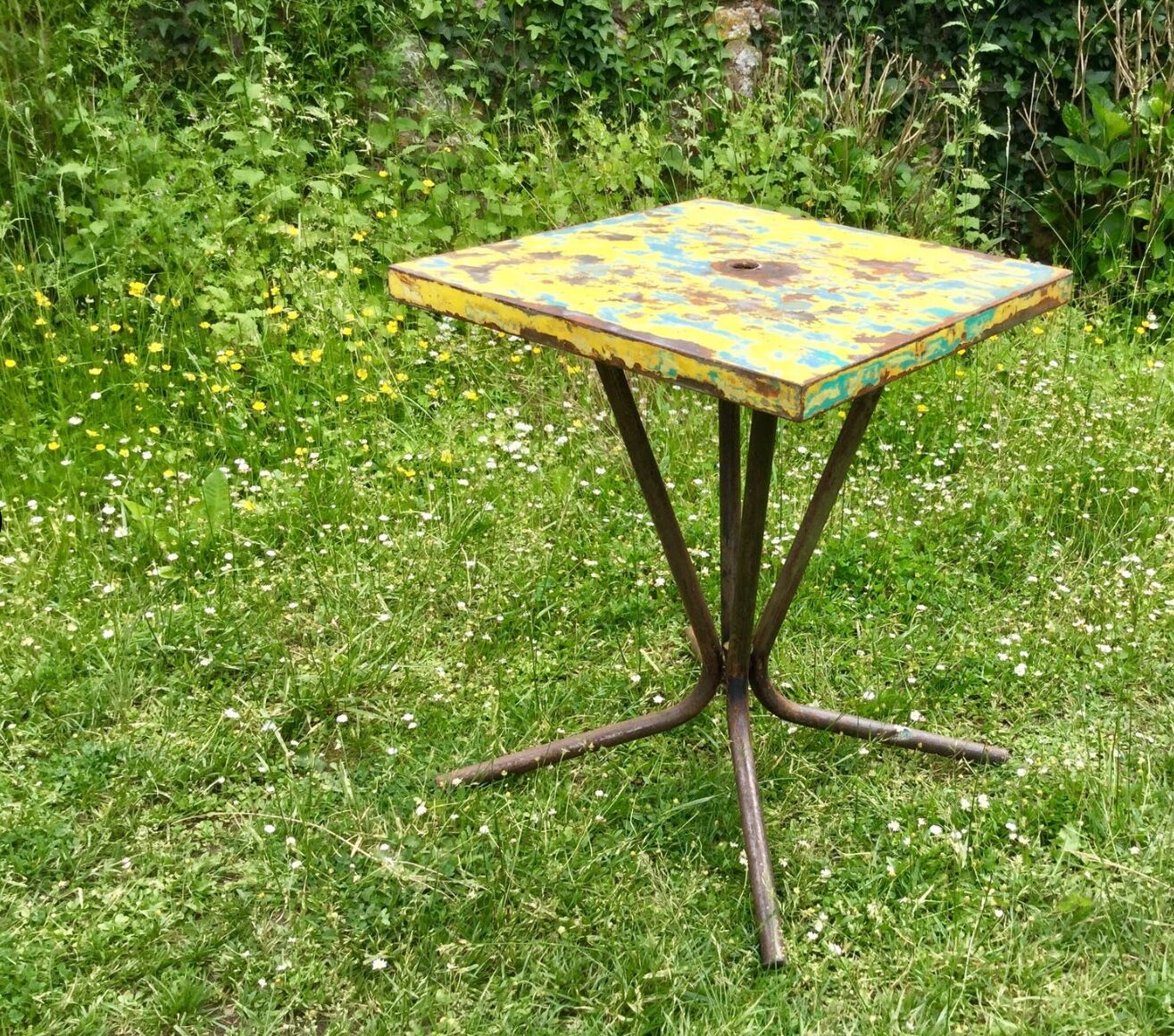 Table Tolix 60 x 60