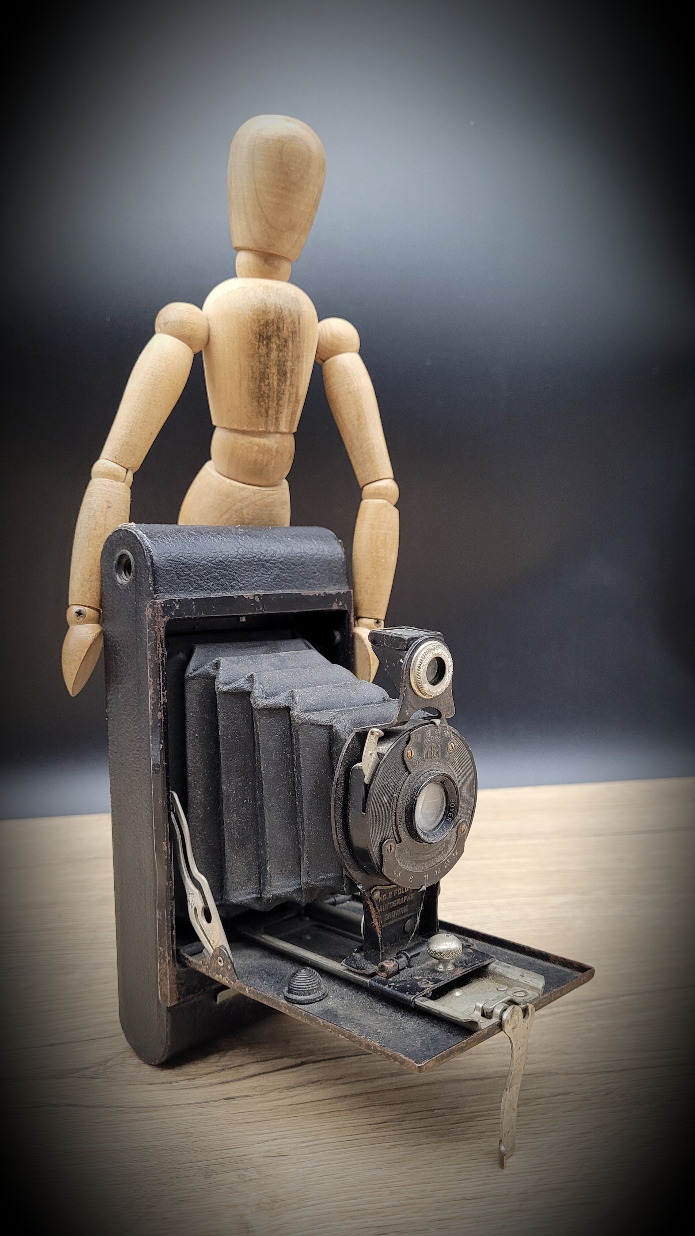 Bellows Folding Camera