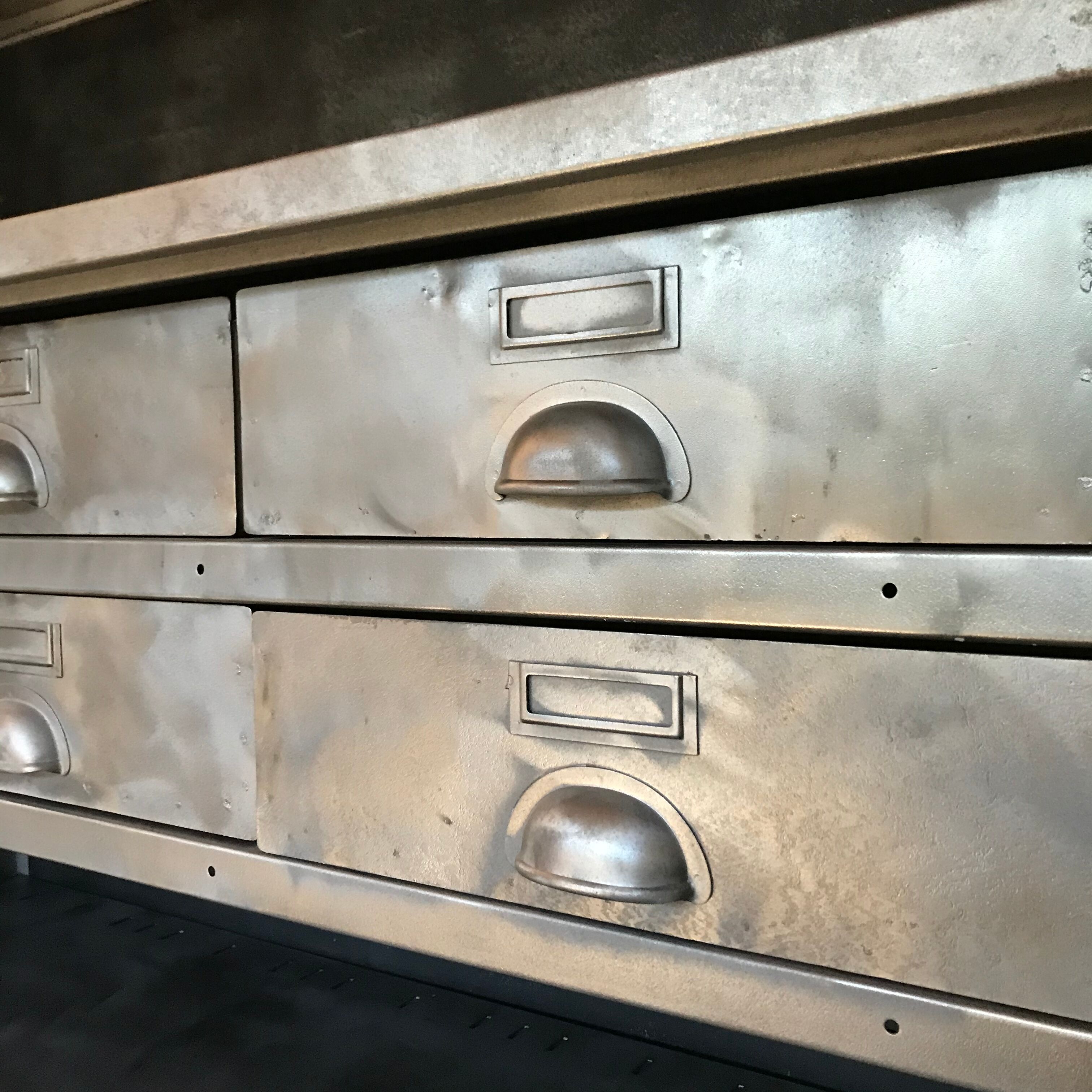 Industrial buffet