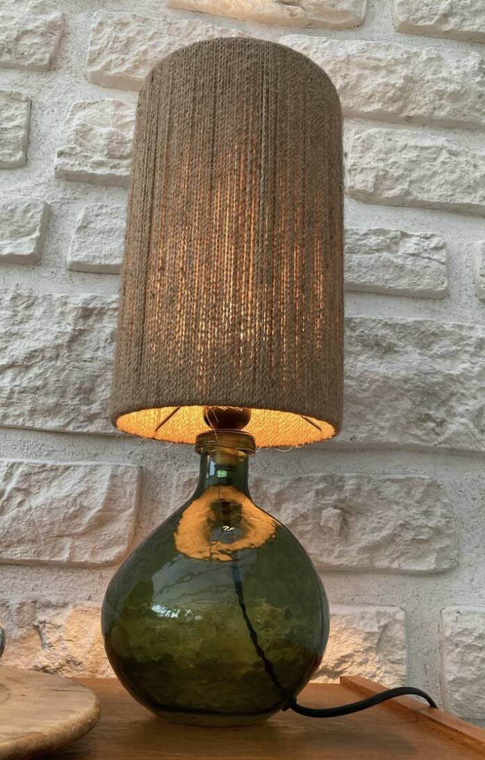 Vintage style lamp