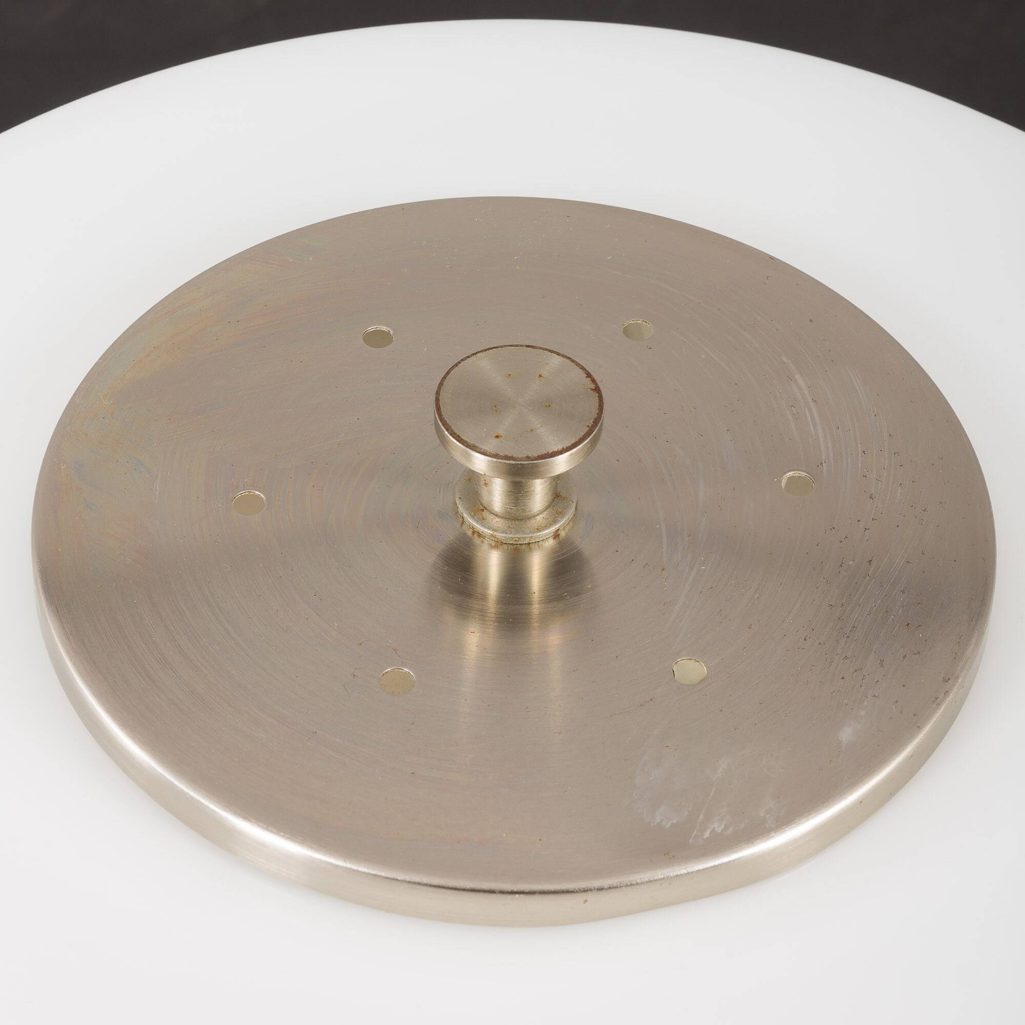 Lampe de table italienne Space Age avec abat-jour en verre de Murano, années 1970.