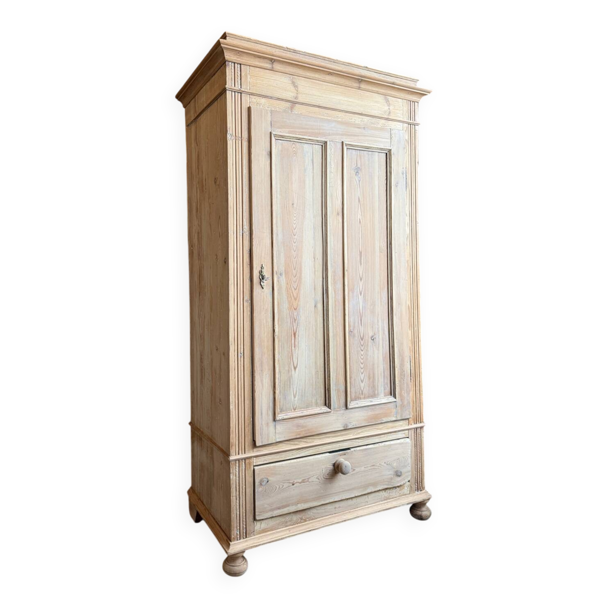 English hosiery (renovated)