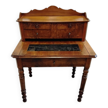 Writing desk