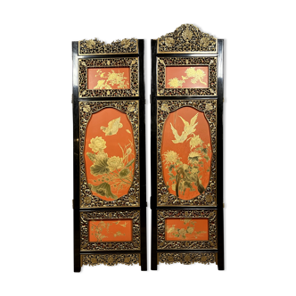 Asia circa 1900, pair of double-sided panels in lacquer and gilded wood