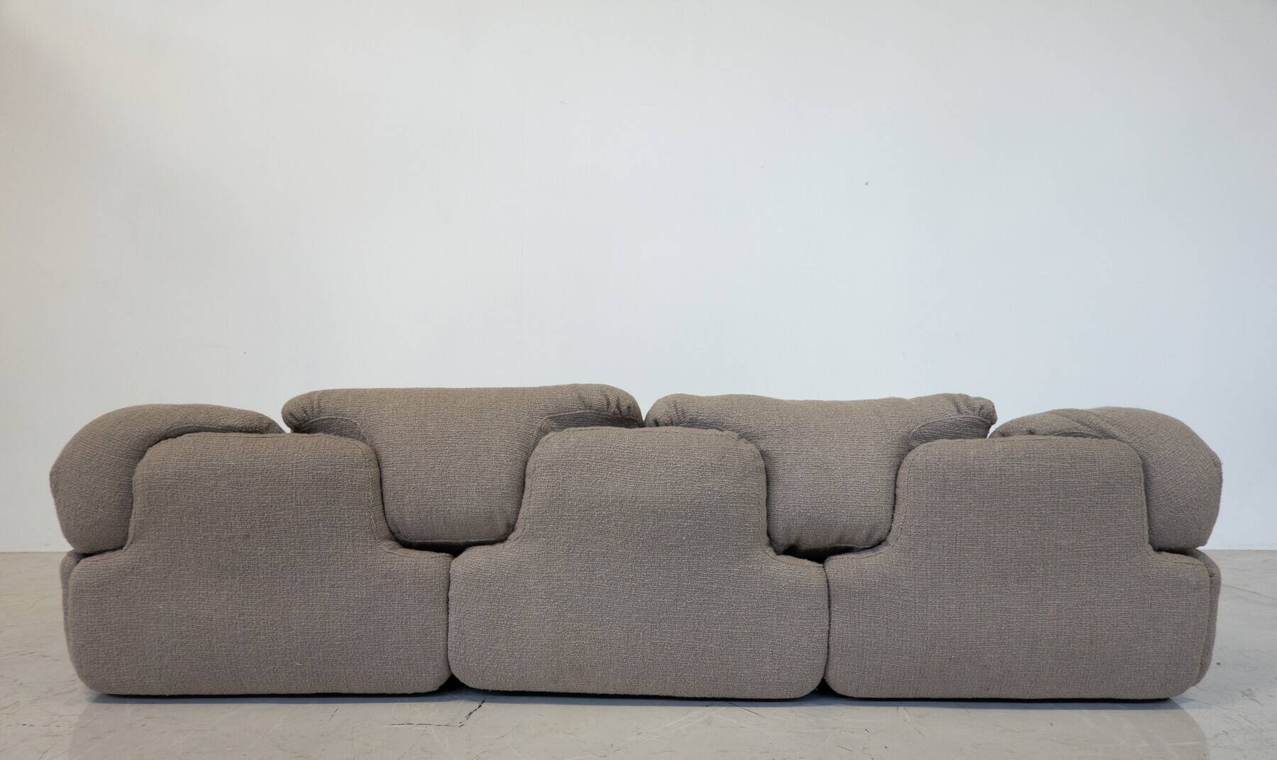 Confidential Seating Set by Alberto Rosselli for Saporiti, Beige Boucle Fabric, Italy, 1970s