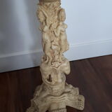 Selette Indochinese sculpted column