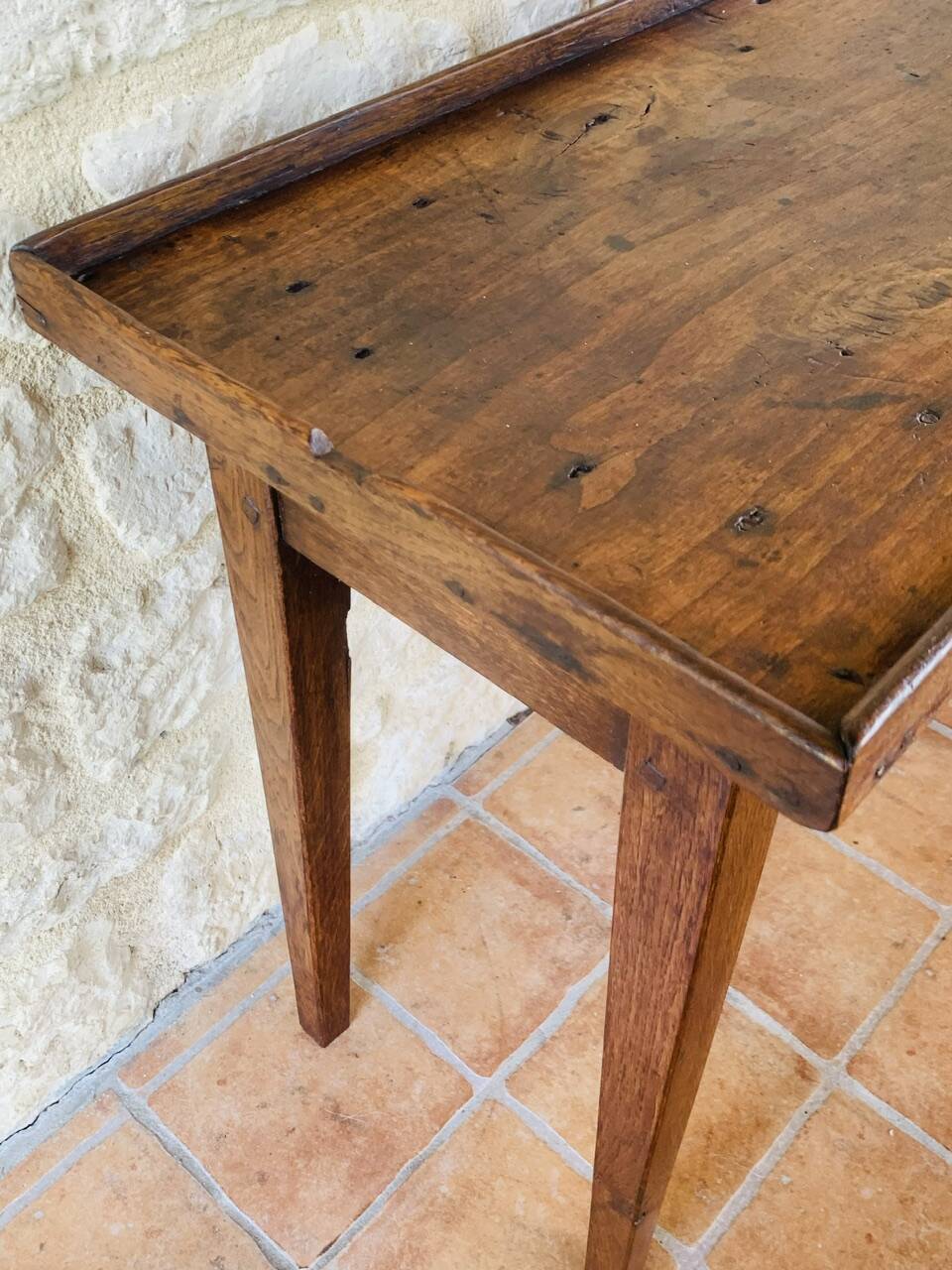 Small console / Side table in walnut 19th century