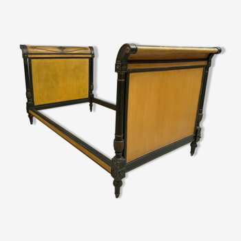 Lit en bois laqué d'epoque directoire XVlllème vers 1795