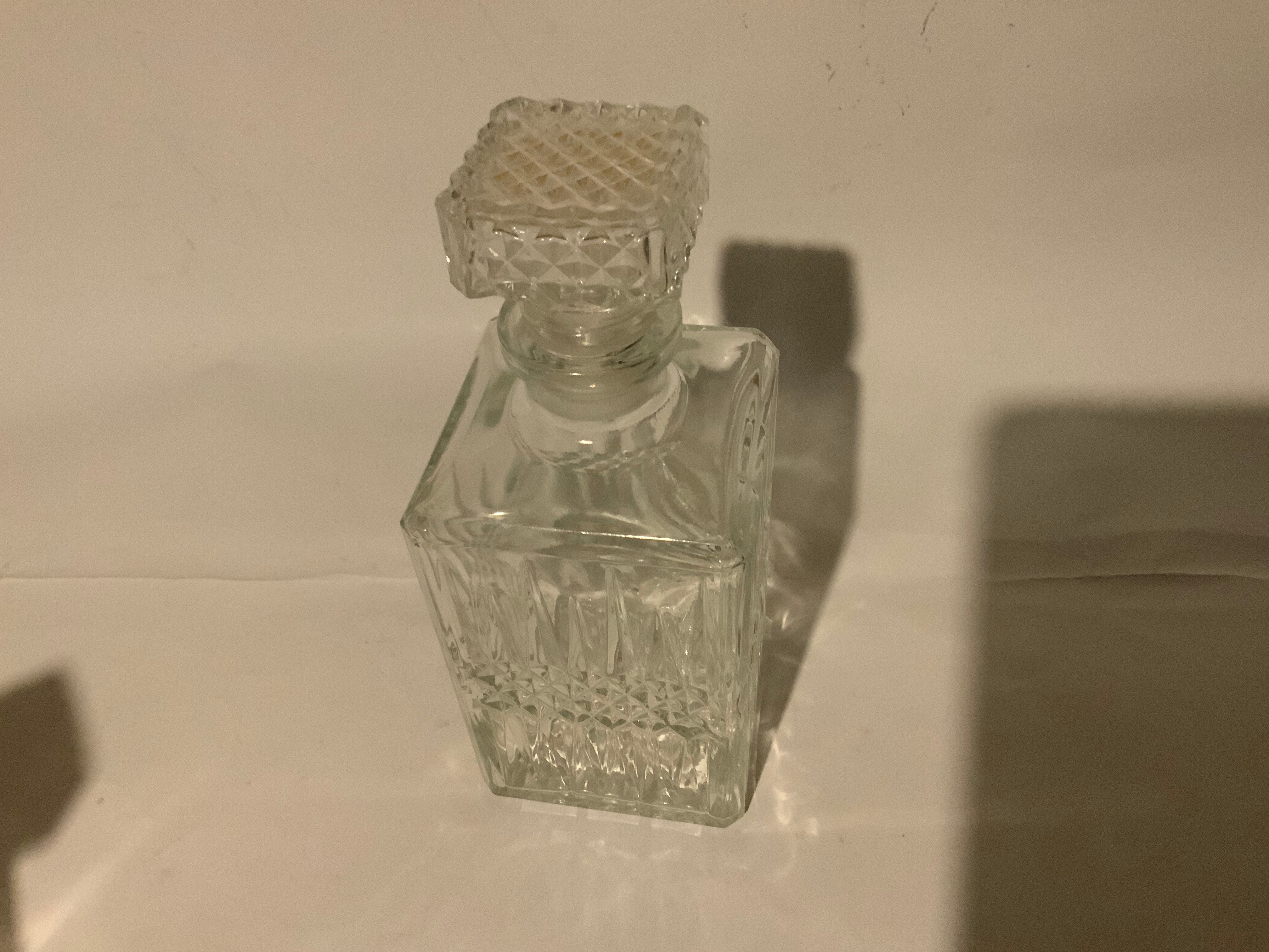 Selency whisky decanter x Monoprix Croisé Laroche