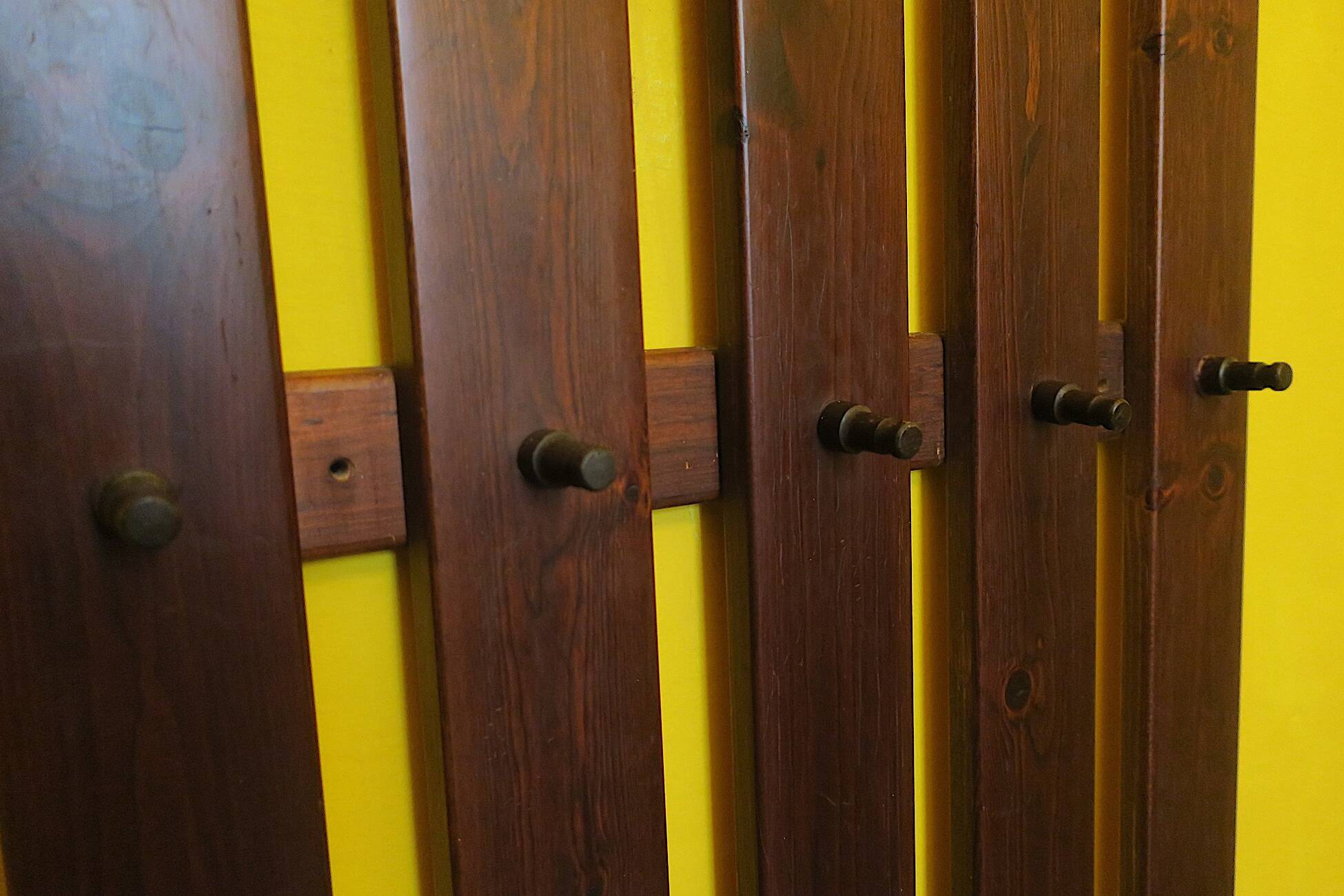 Mid century wall mounted coat and hat rack, 1960s