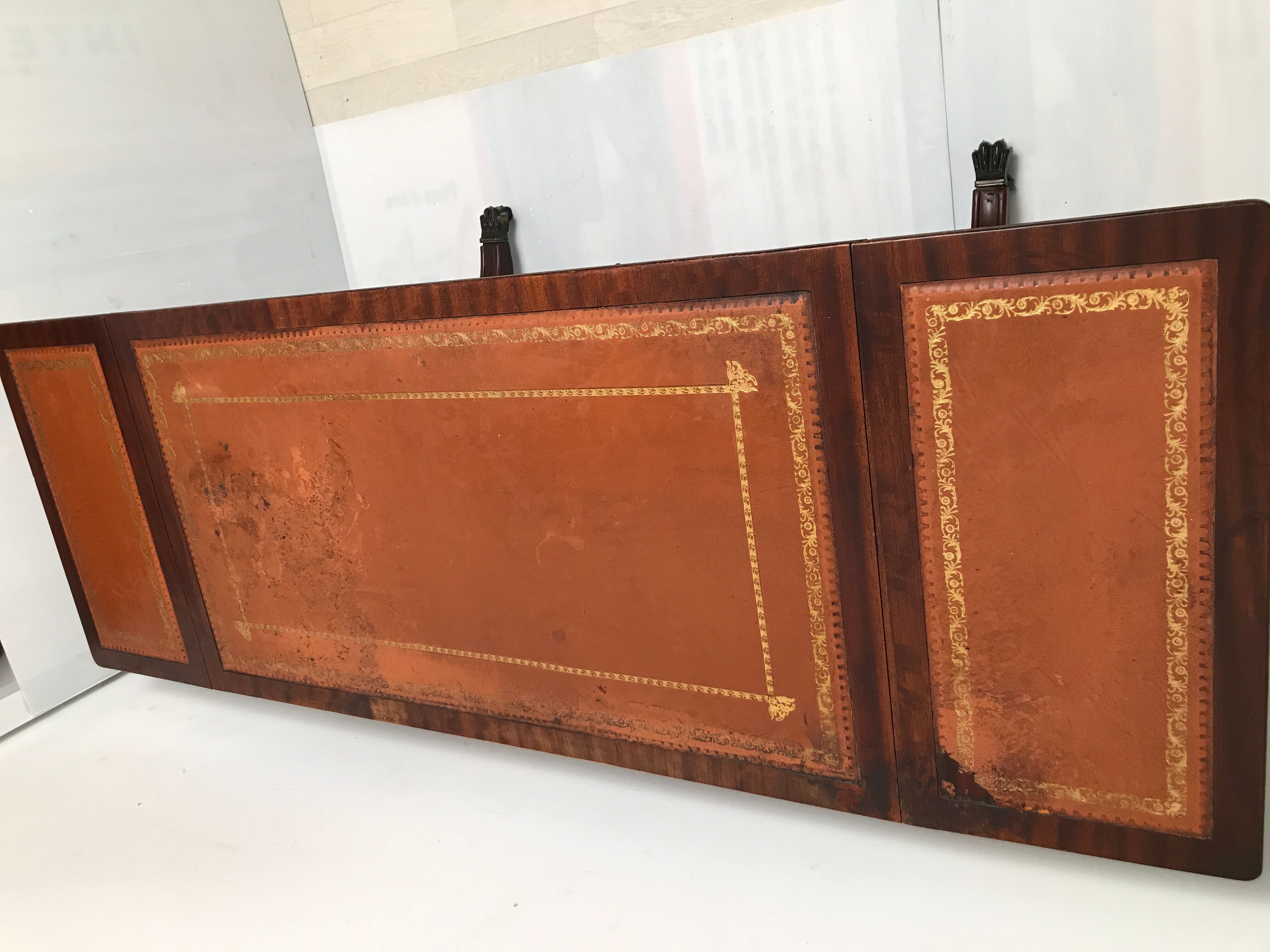 Wooden lyre english style desk