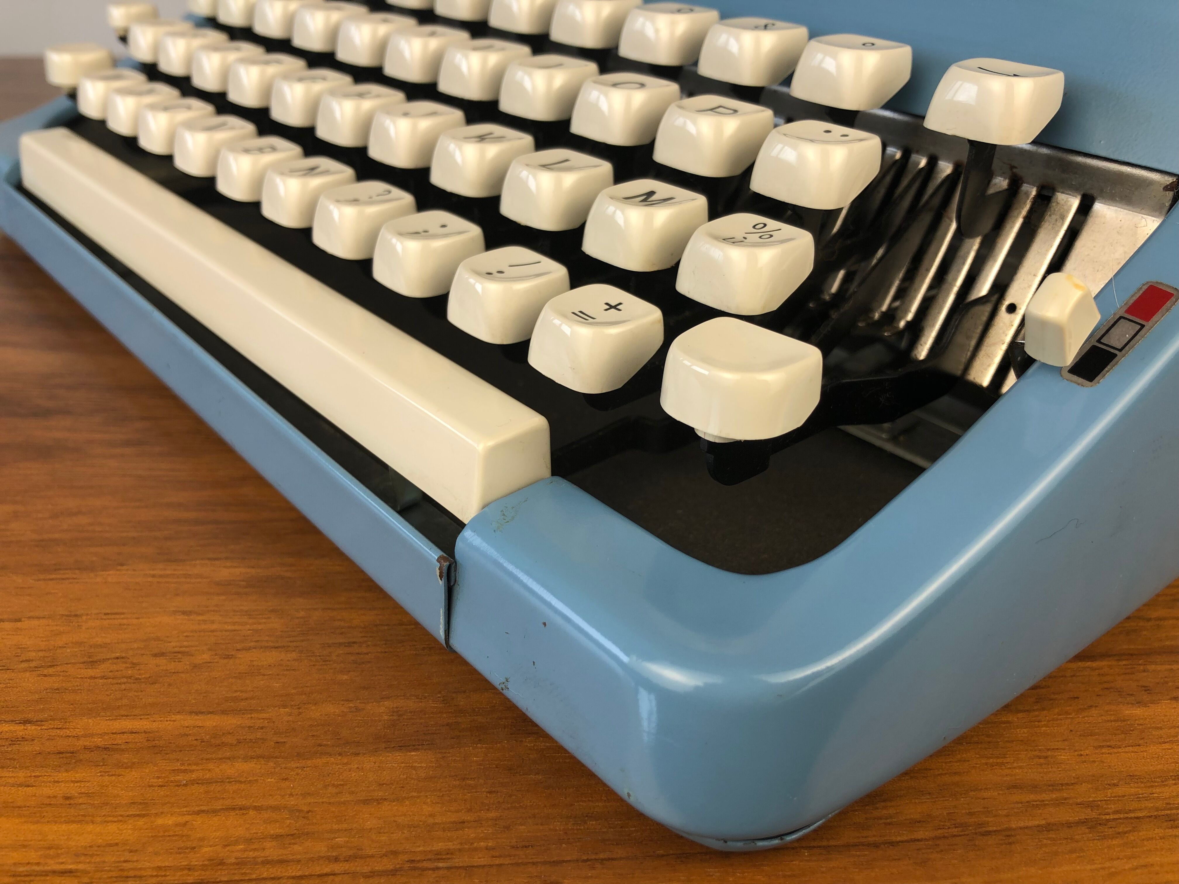 Brother Nogamatic200 typewriter (new tape)