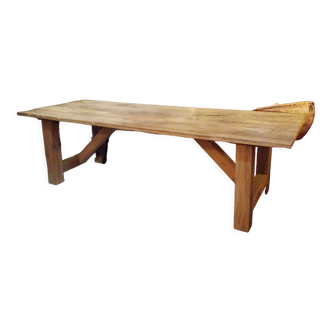 Farmhouse table