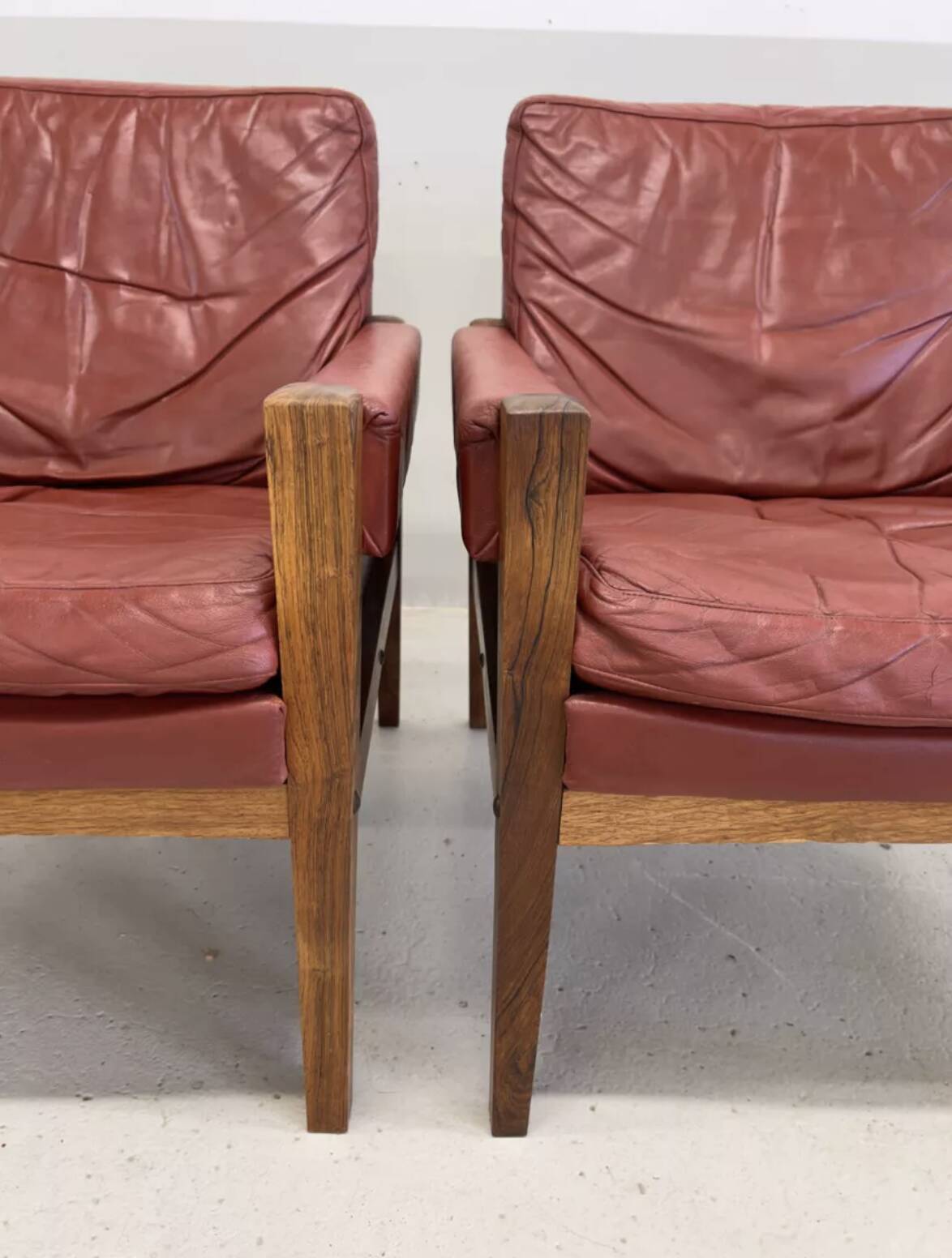 Vintage Danish Lounge Chairs In Rosewood And Leather. 1960s. 5