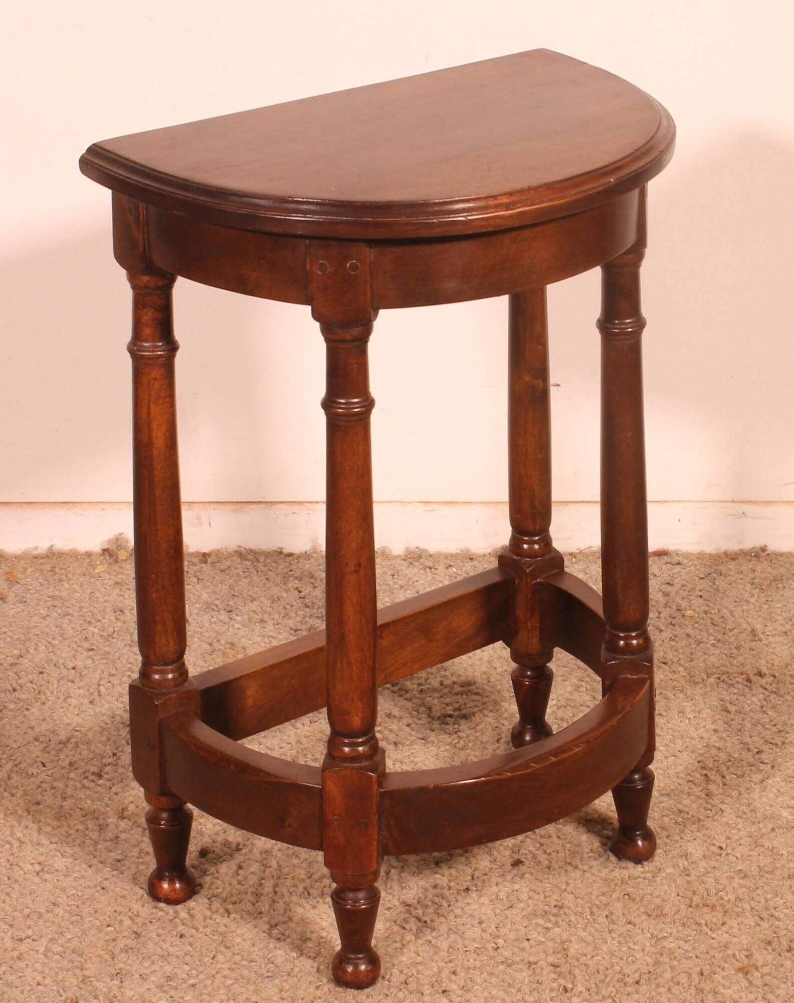 walnut stool in Renaissance style