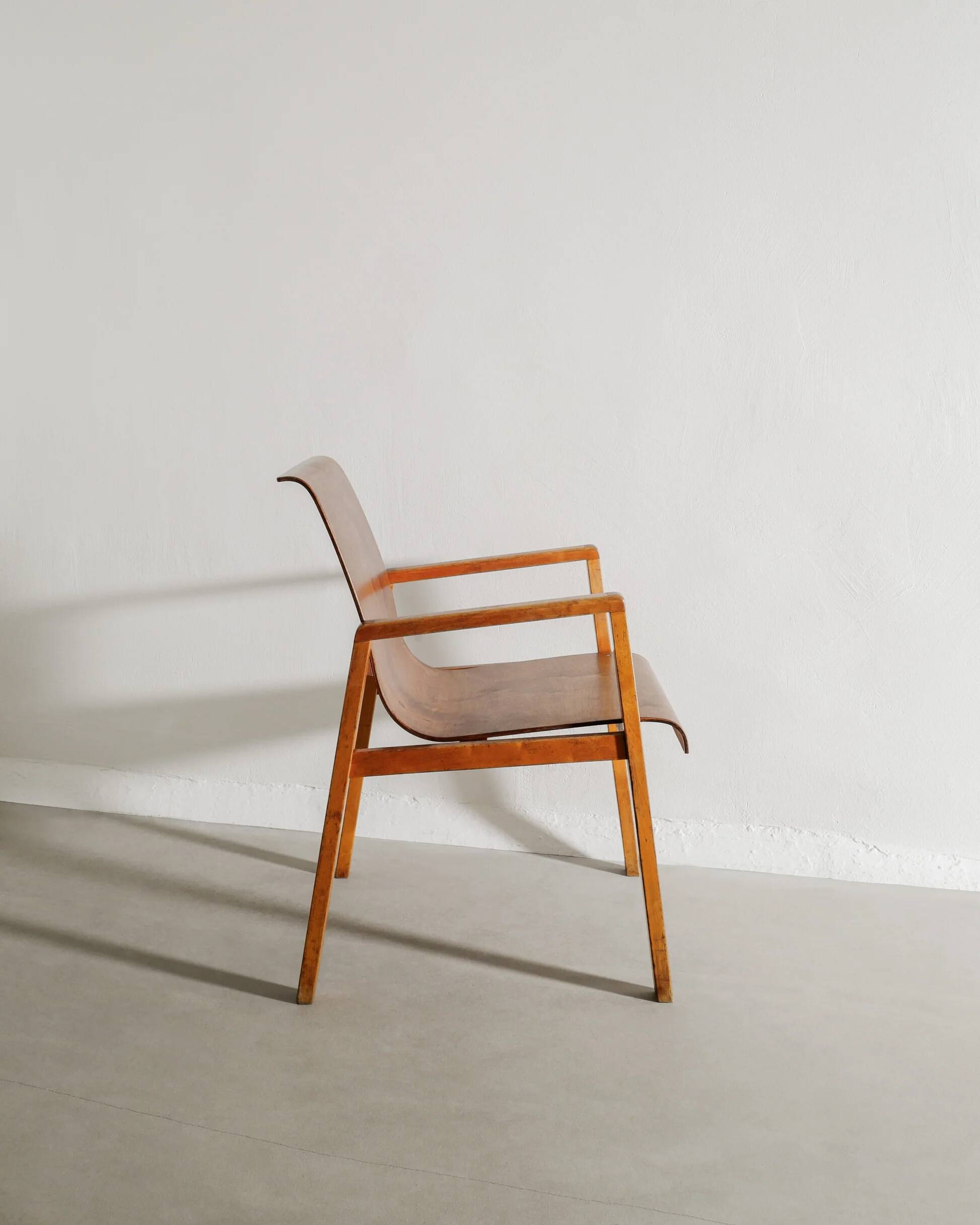 Early Vintage Finnish "No 51 / Hallway" Armchair by Alvar Aalto, 1930s
