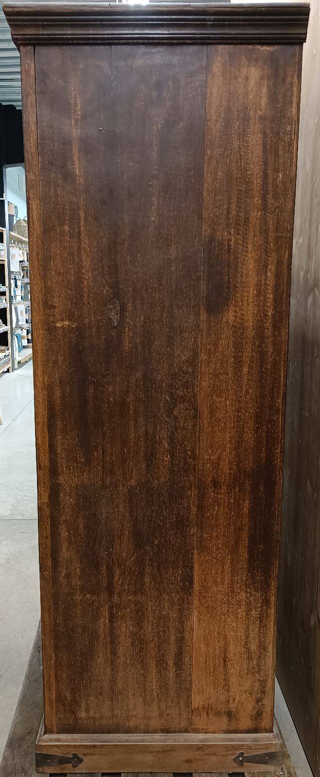 Ancienne Armoire penderie du Rajasthan - bois exotique, réalisée à partir de porte indienne antique