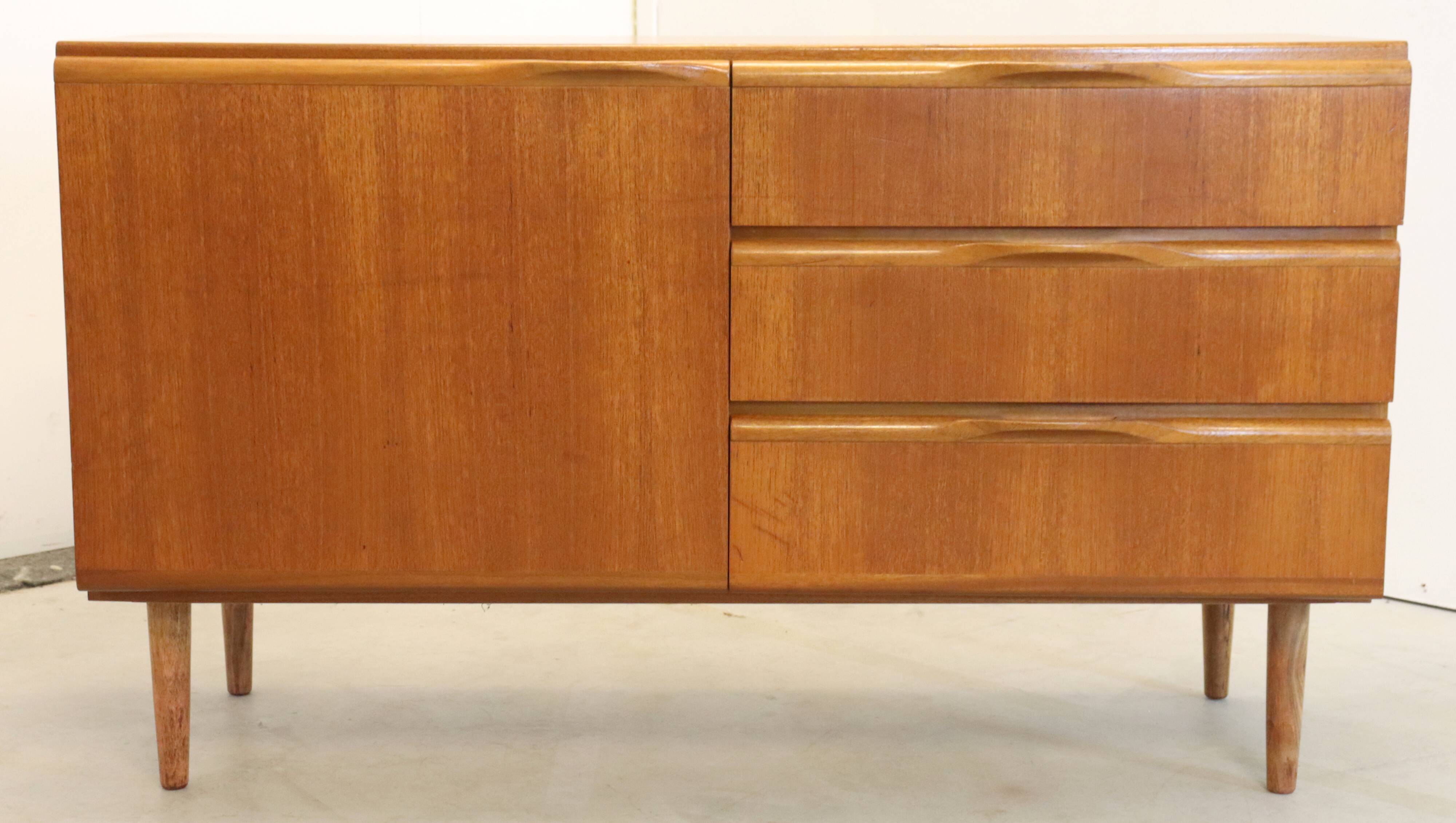 McIntosh mid century sideboard 'Stobo' | 120 cm