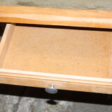 Waxed concrete top table