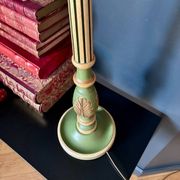 Lampe "Cottage" en bois sculpté, 1970