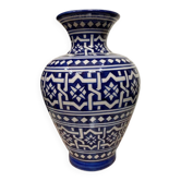 Moroccan ceramic vase from Fes, handmade and hand painted. Moroccan