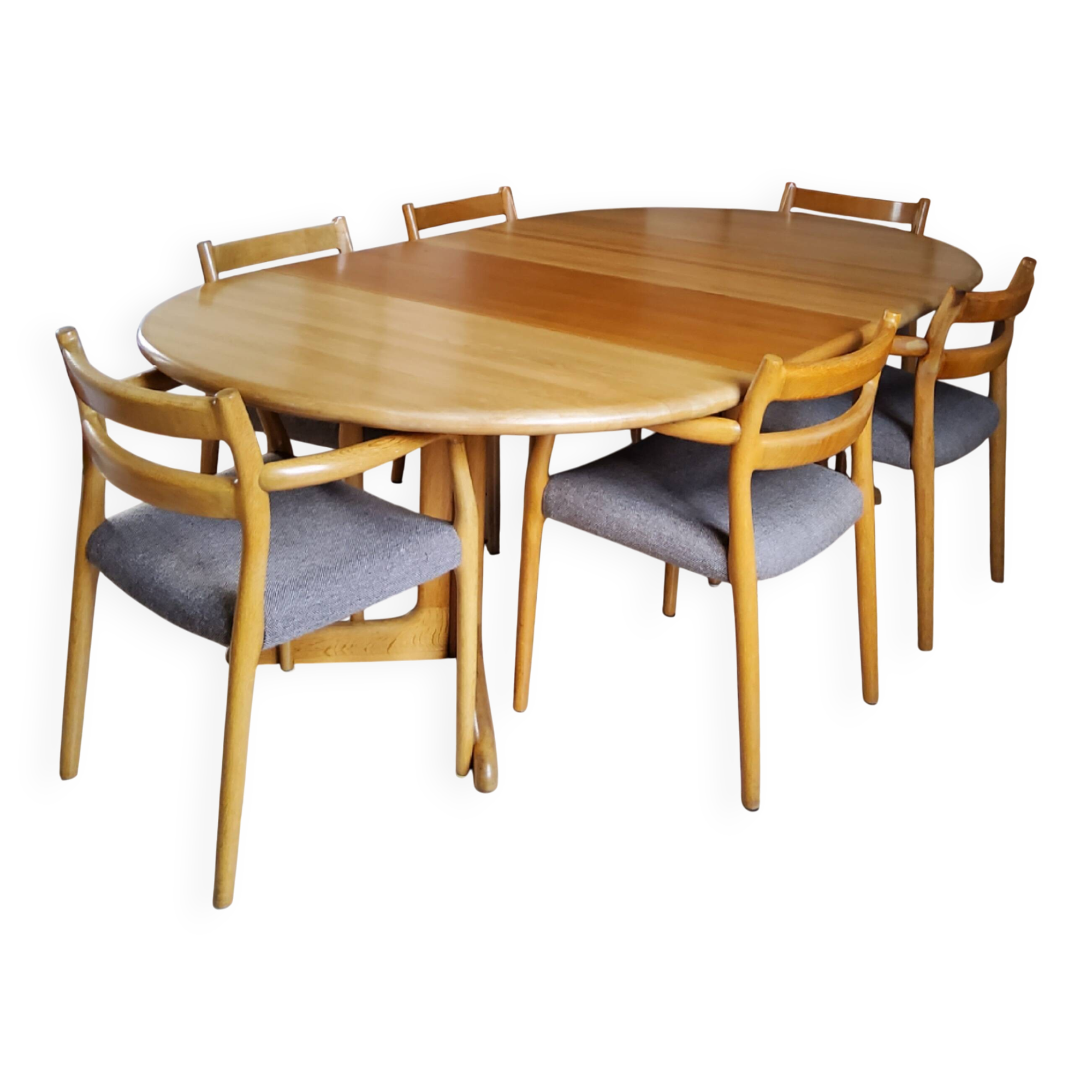 Moller dining room table and chair - 1960