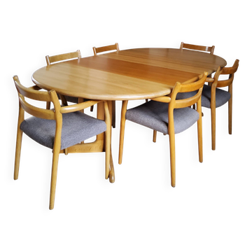 Moller dining room table and chair - 1960