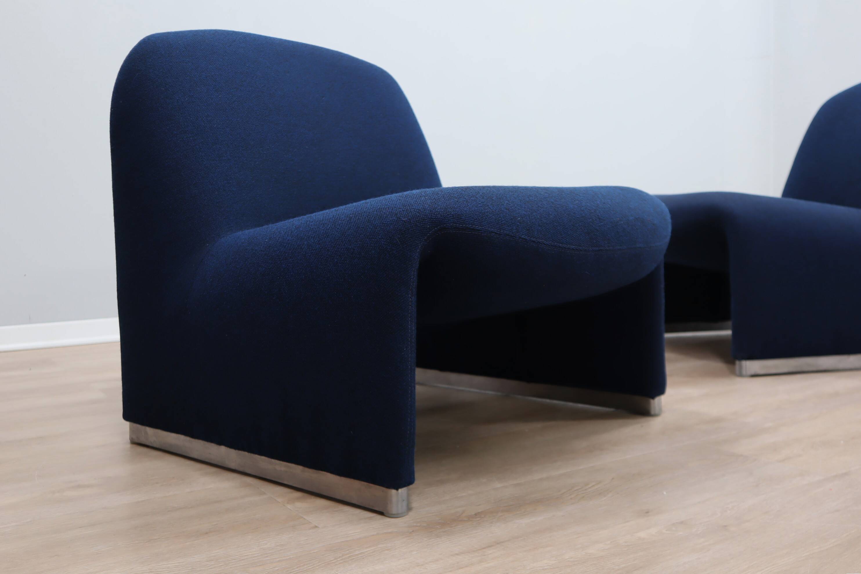1970s Alky Armchairs by Giancarlo Piretti for Castelli. Restored Pair