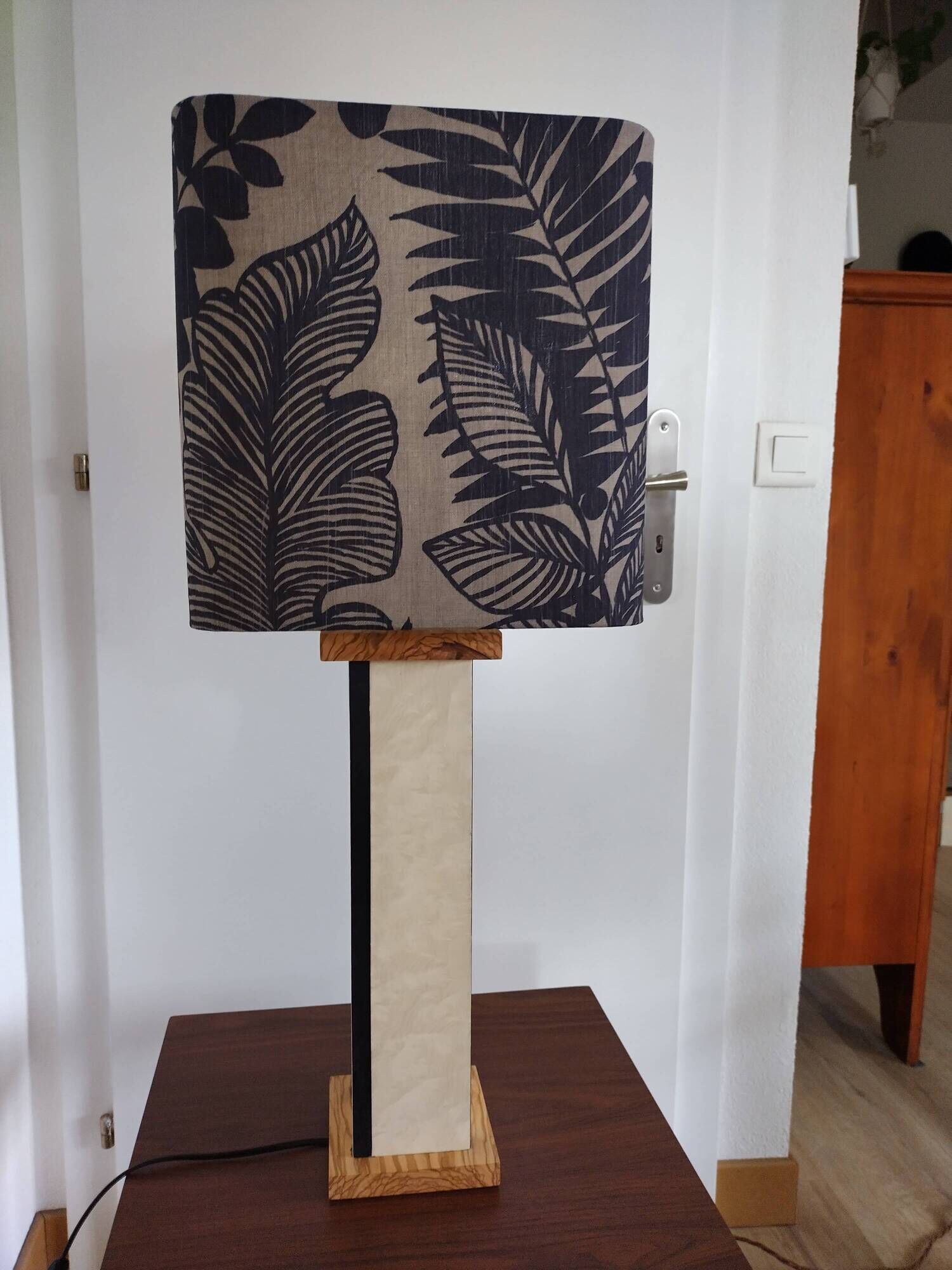 Contemporary lamp