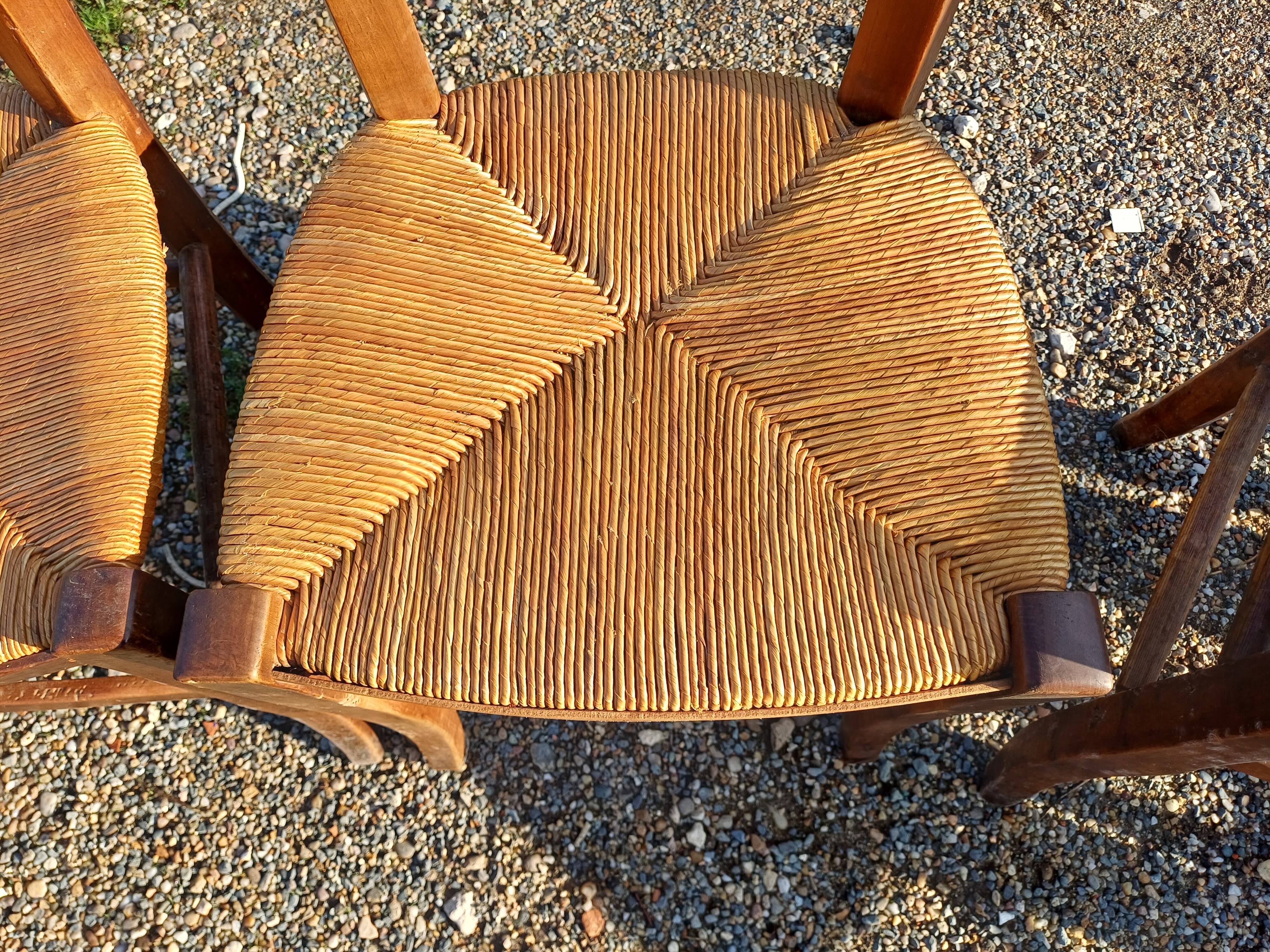 6 old straw chairs