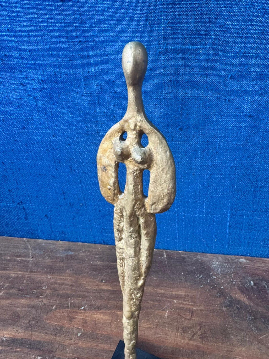 Female subject in gilded bronze, 1999 signed Claudine Berechel