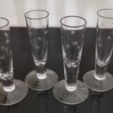 6 petites flutes anciennes en cristal soufflés à la main
