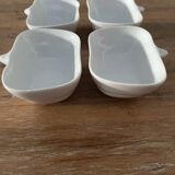 4 porcelain ramekins
