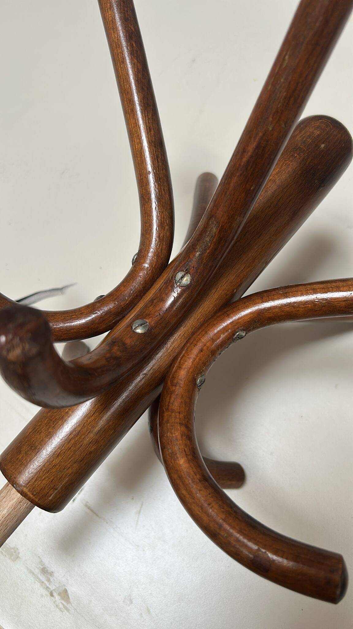 Free-standing coat rack Thonet from the 1980s, Czechoslovakia.