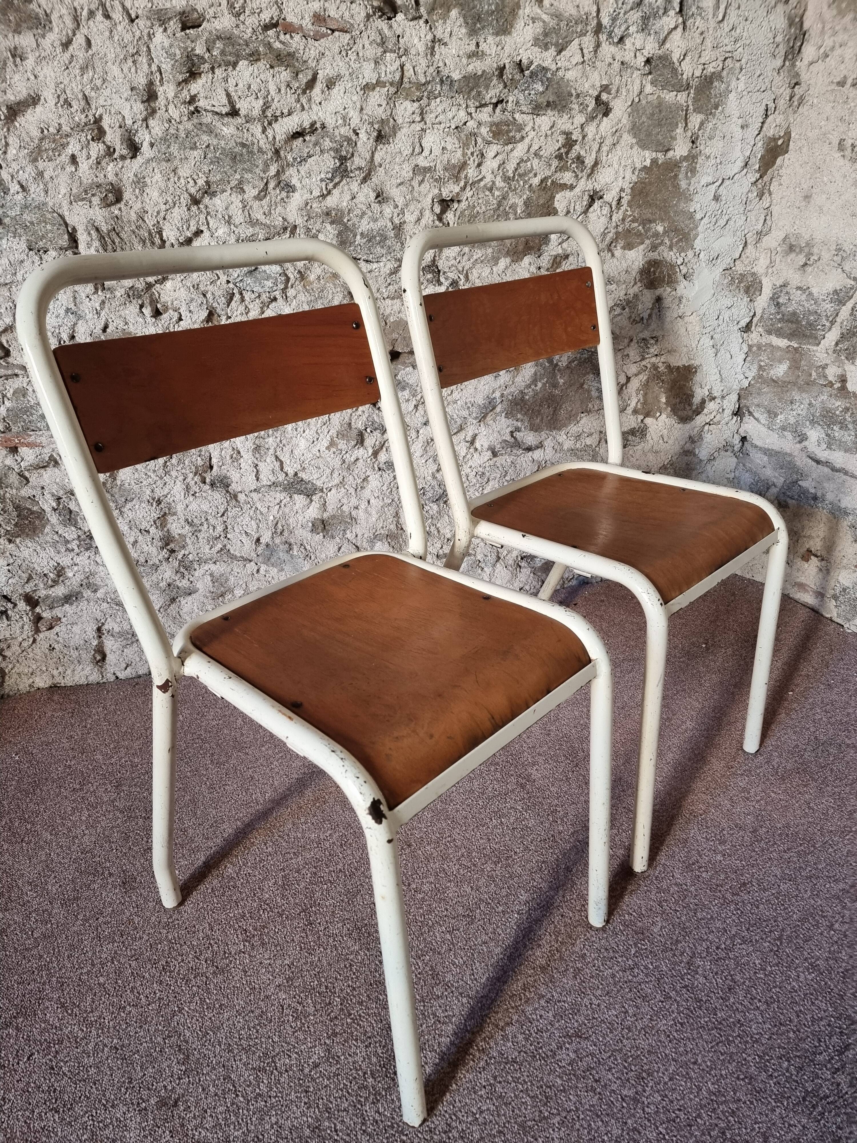 Set of 4 vintage French school chairs – Stackable chairs – 1920s