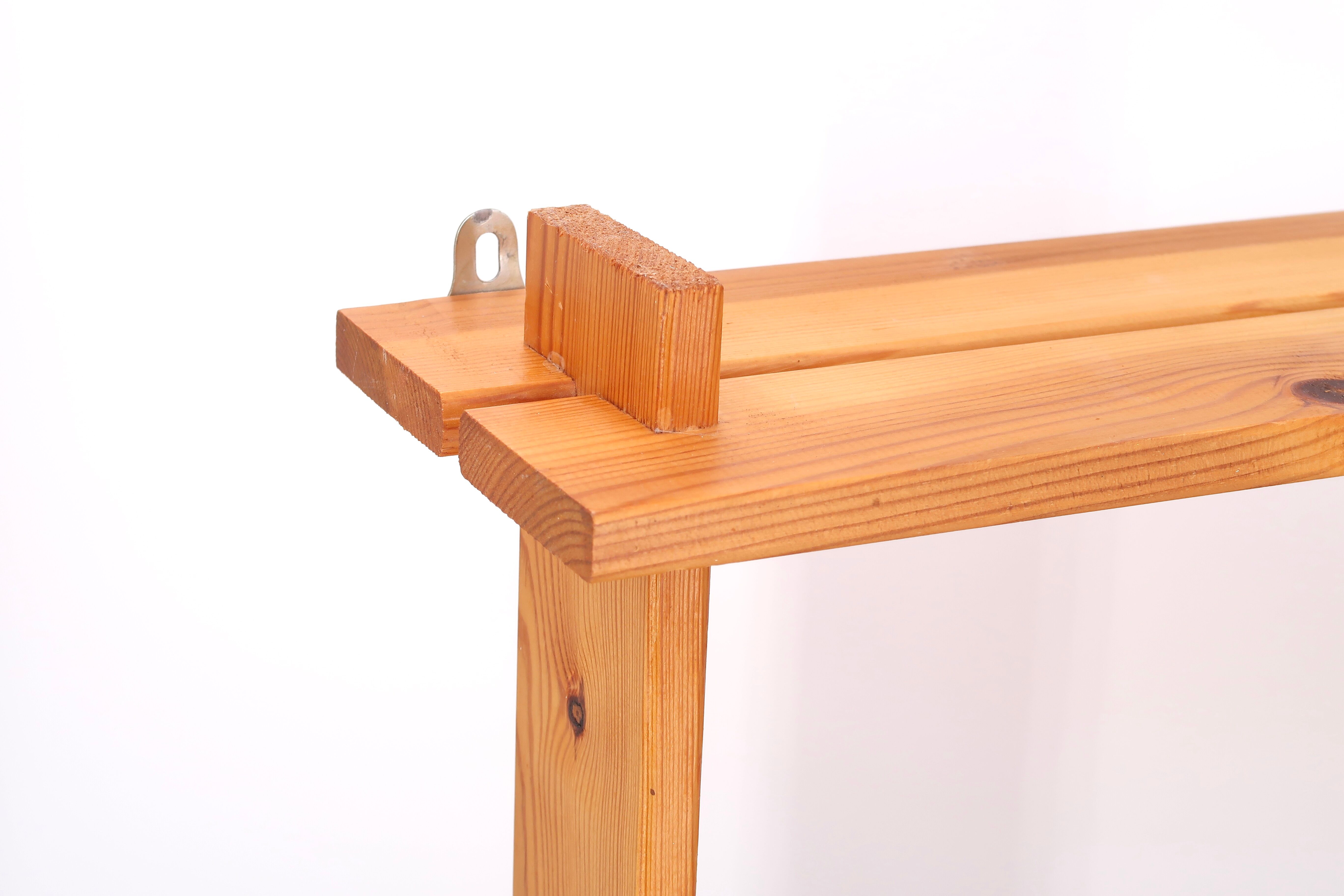 Pine wall shelf Maison Regain, 70s