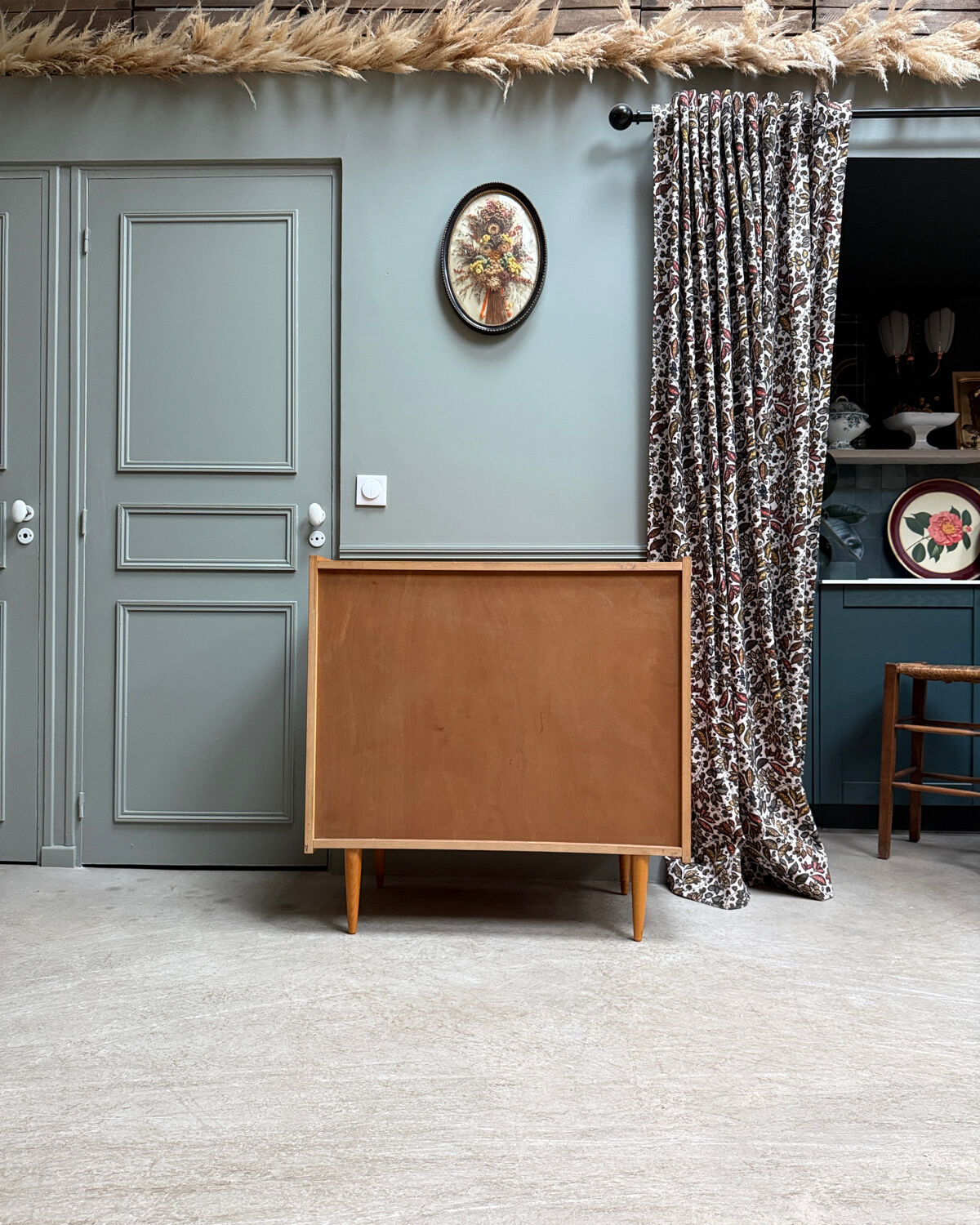 Vintage oak chest of drawers
