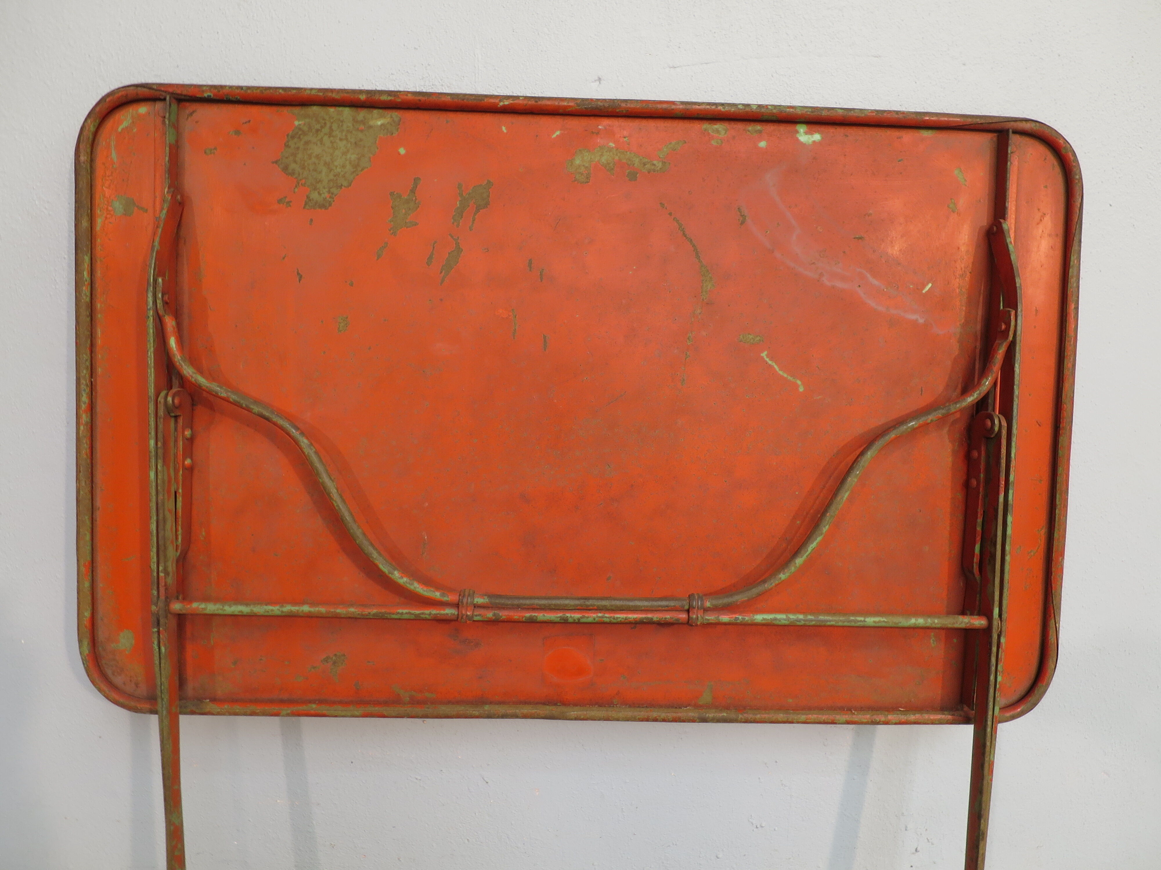 Metal garden table 30