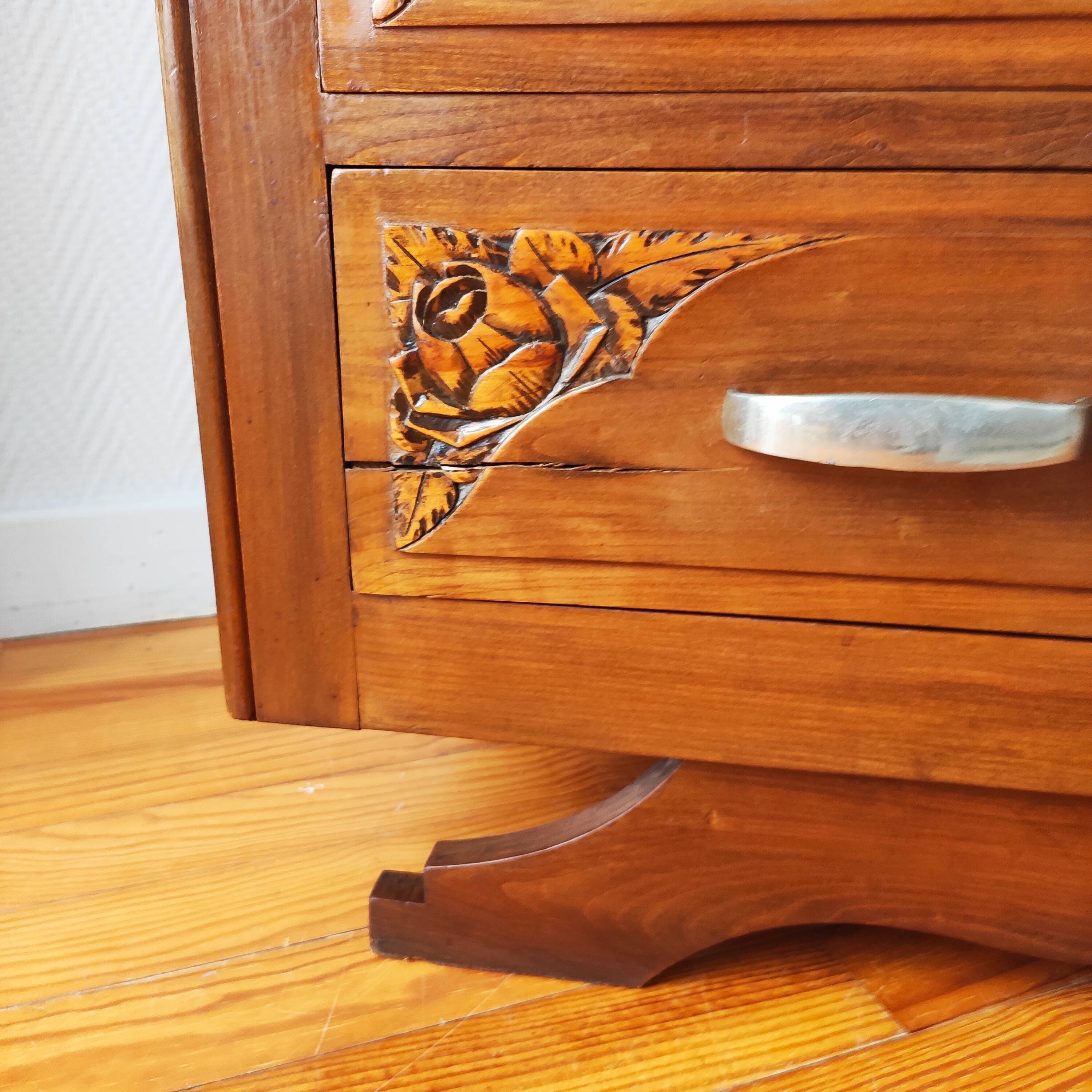 Art Deco chest of drawers in solid walnut