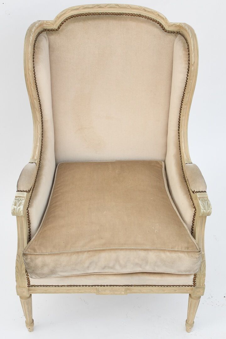 Earded shepherd's armchair