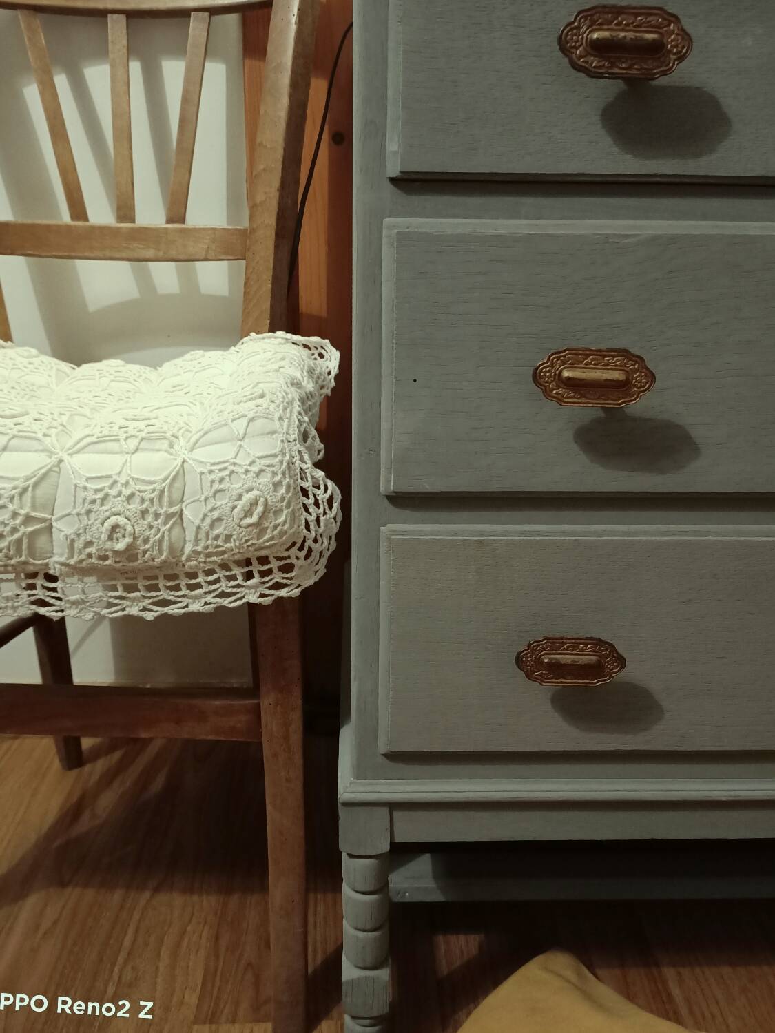 Commode bois patinée