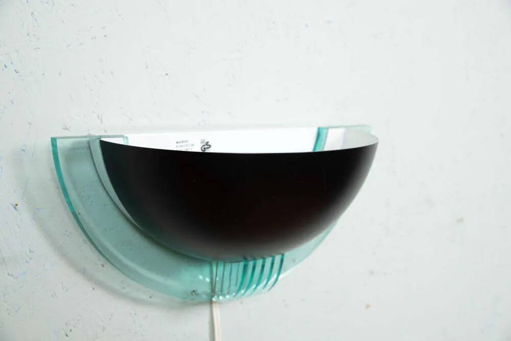 Memphis wall lamp from the 80s, Space Age uplight style.