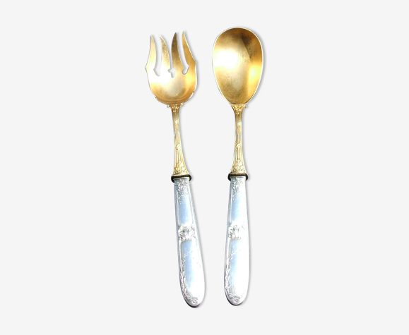 Silver sleeve salad service