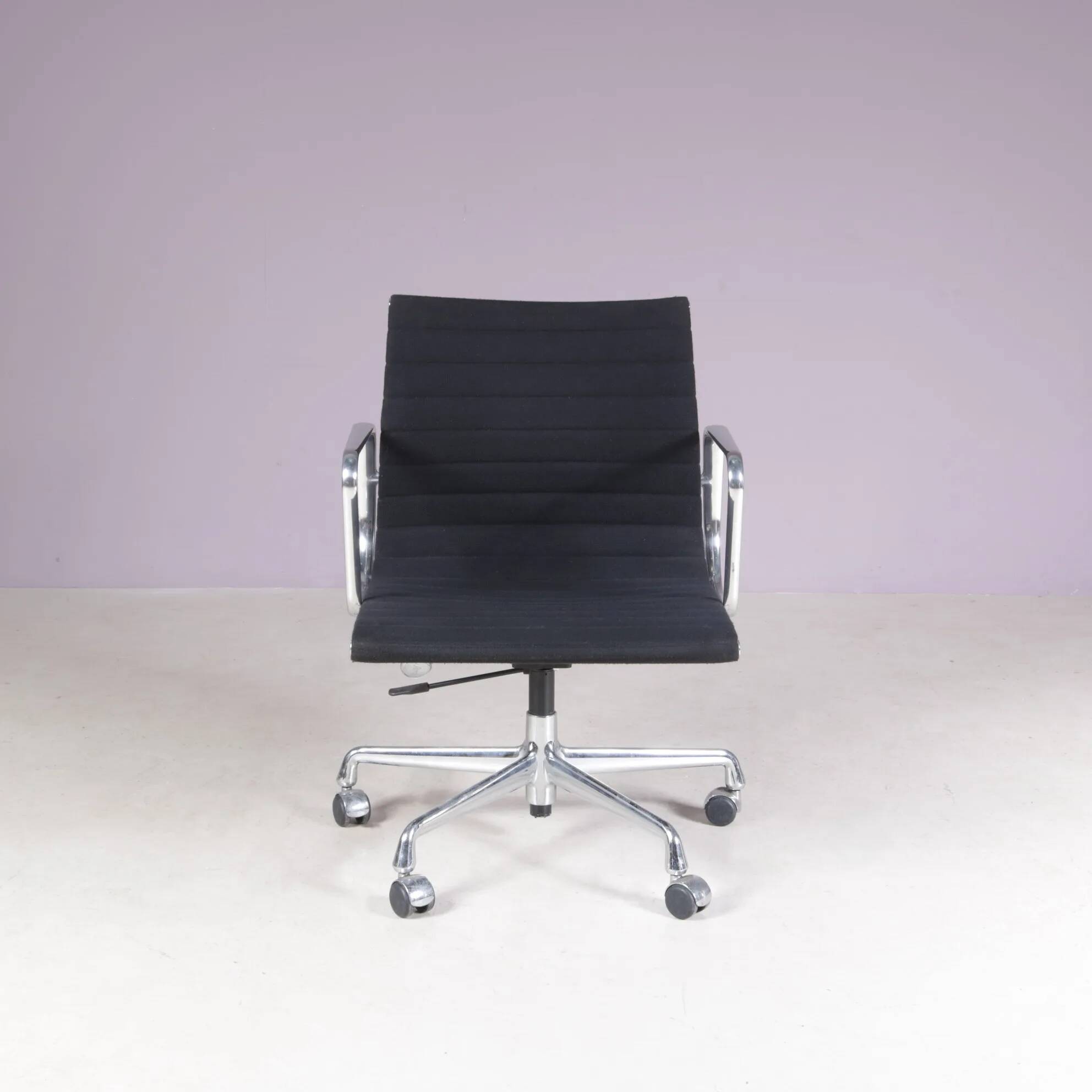 2000s desk chair model EA118, chrome base with black hopsack upholstery and aluminium armrests / Charles & Ray Eames / Vitra, Germany