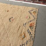 Raffia carpet