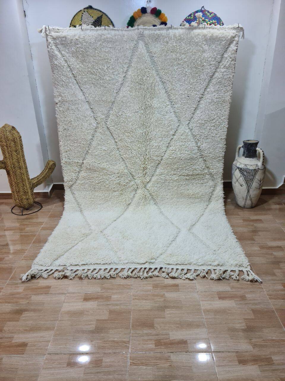 Beni Mrirt Rug 100% Natural Wool – Luxury and Berbè Craftsmanship
