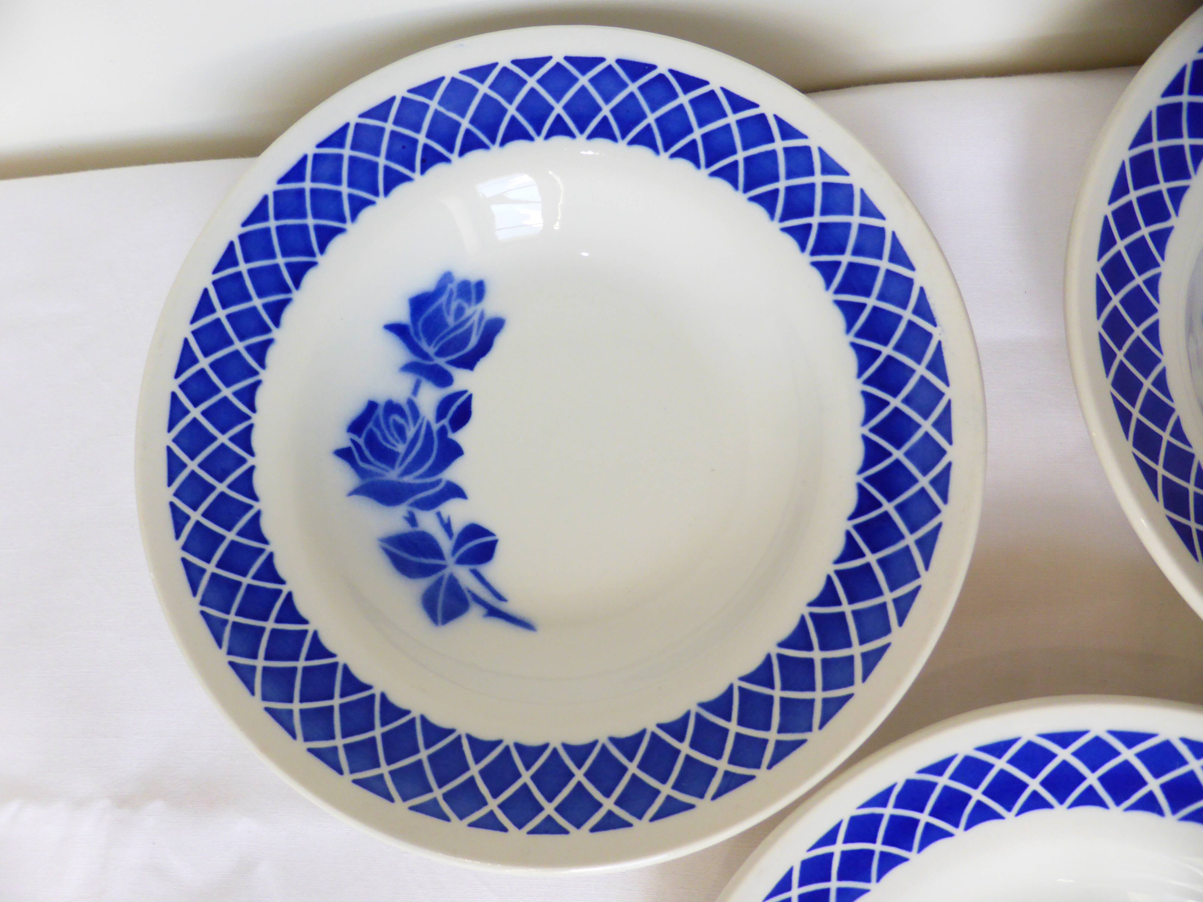 3 vintage soup plates 220638