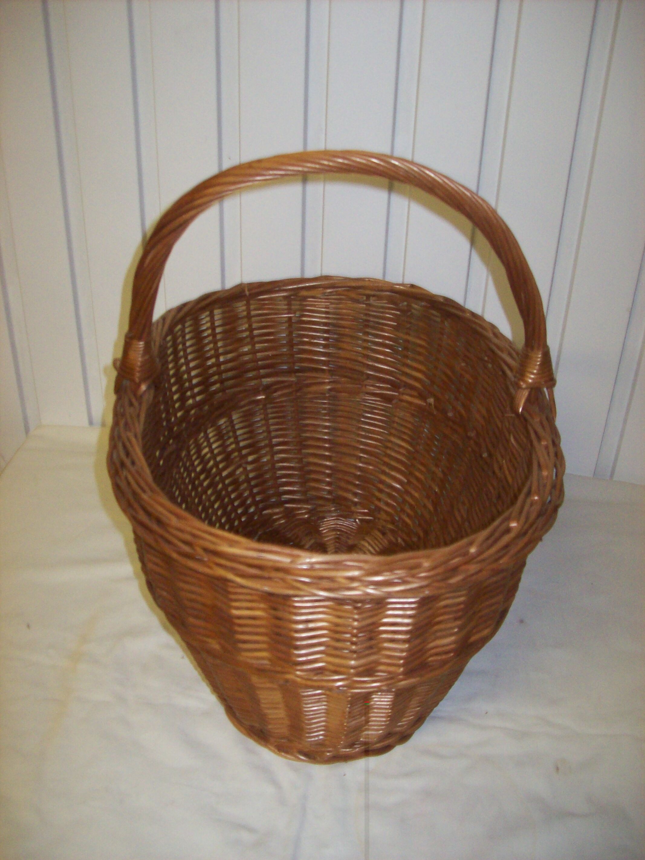 Wicker basket